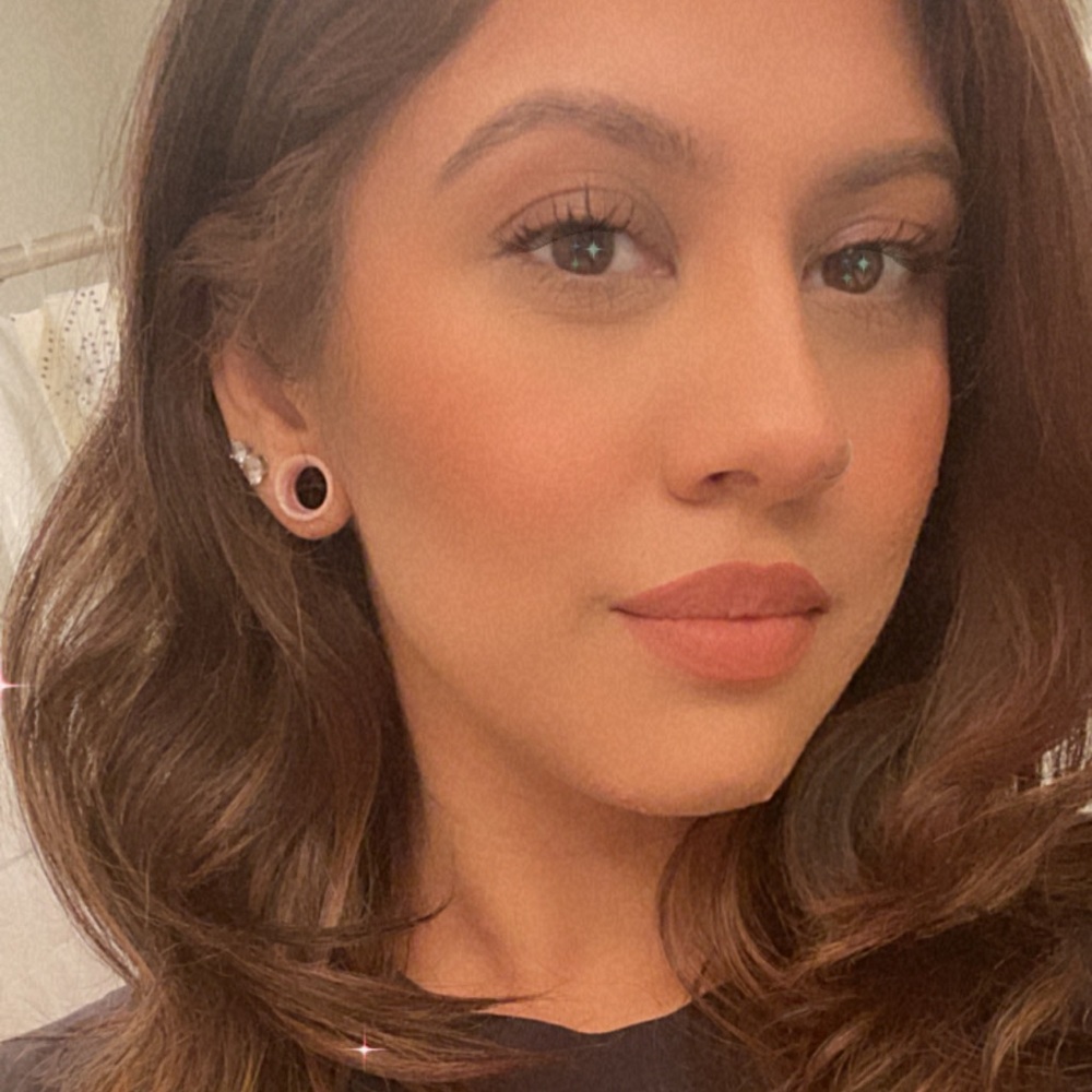 Meet your Posher, Nancy